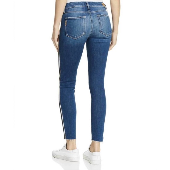 Paige Verdugo Ankle Jean Size 27 with white piping and raw hem - Picture 2 of 2